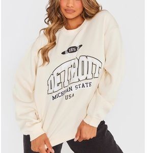 NWOT oversized graphic sweatshirt